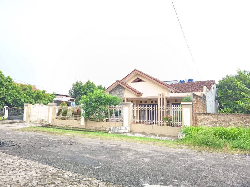 DI JUAL RUMAH PERUMAHAN KORPRI SUKARAME BANDAR LAMPUNG LUAS TANAH 425 M2