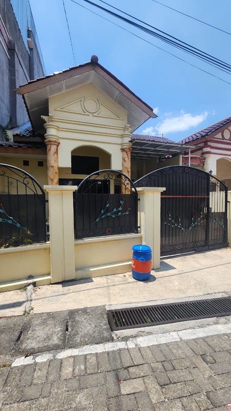 Rumah Apik 1Lantai Lingkungan Asri Area Mlatibaru Semarang Timur