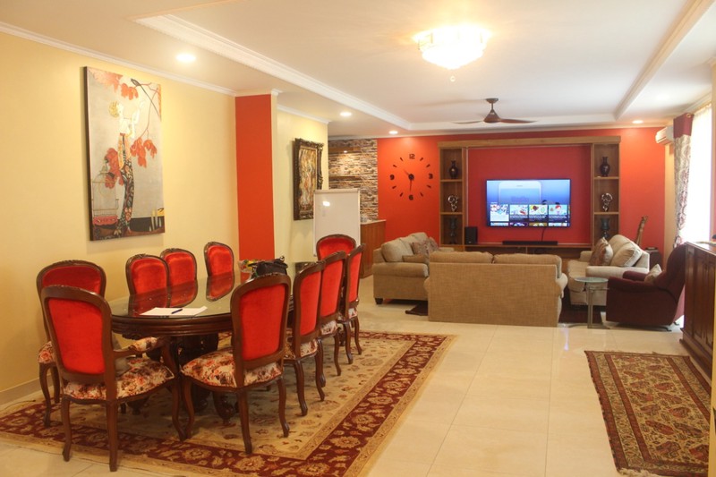 Rumah Semi Furnished Siap Hun di Kebayoran Baru Jakarta Selatan LT 899m2 LB 467m2