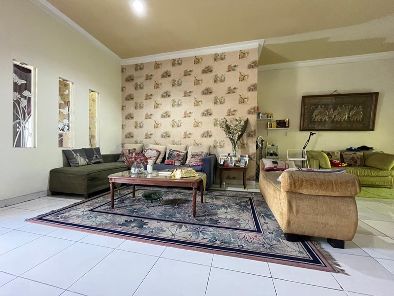 Rumah + Paviliun Komersial di Jalan Utama Cinere Raya Cocok untuk Usaha