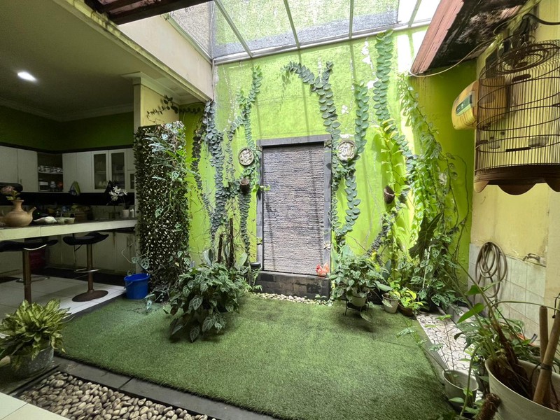 Rumah + Paviliun Komersial di Jalan Utama Cinere Raya Cocok untuk Usaha