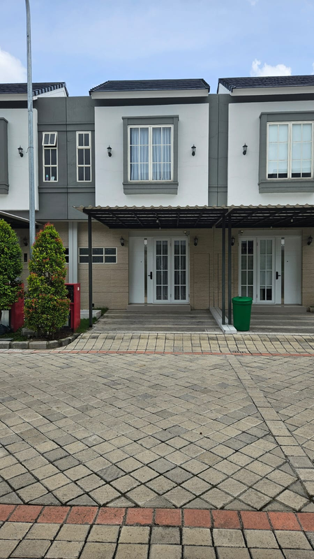Dijual Rumah Wisata Bukit Mas, Surabaya Barat Cluster terdepan; one gate system; fasilitas lengkap (club house, food tenant, kolam renang, pusat olahraga); konsep rumah modern