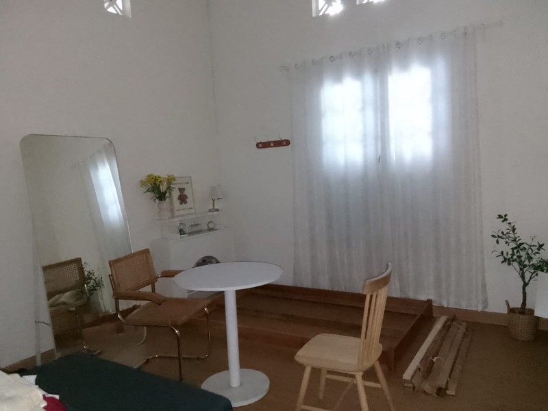 Rumah Besar dengan Halaman Luas di Sayap Riau