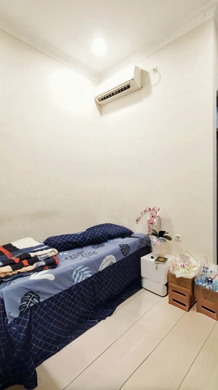 Jual Cepat Rumah di Rungkut Surabaya - 2 Lantai, Dekat Fasilitas Kota, Harga 2M