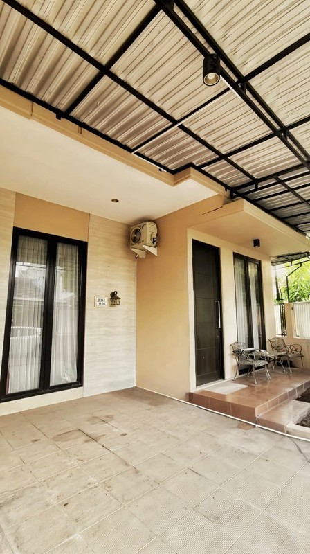 Jual Cepat Rumah di Rungkut Surabaya - 2 Lantai, Dekat Fasilitas Kota, Harga 2M