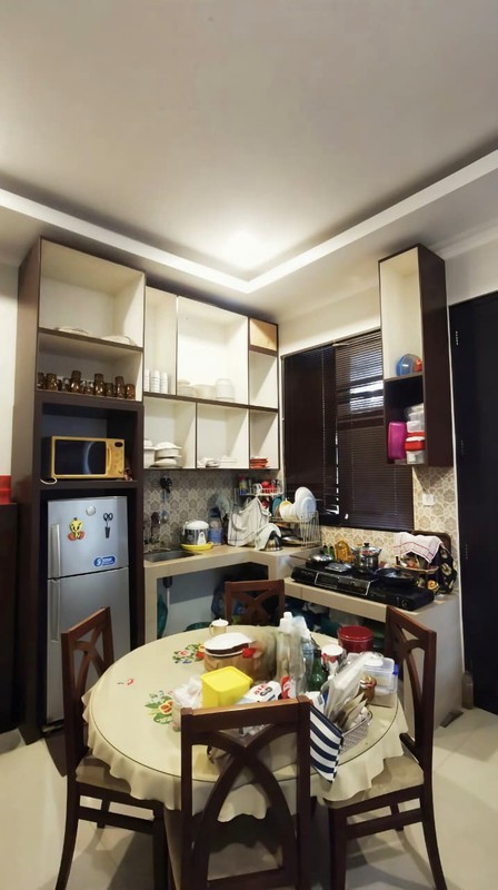 Jual Cepat Rumah di Rungkut Surabaya - 2 Lantai, Dekat Fasilitas Kota, Harga 2M