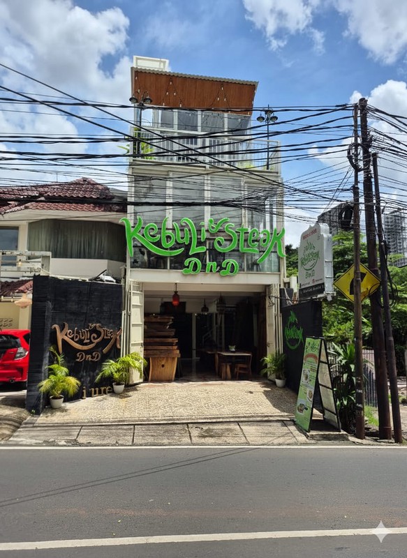 ruko / resto cocok untuk resto dan kantor