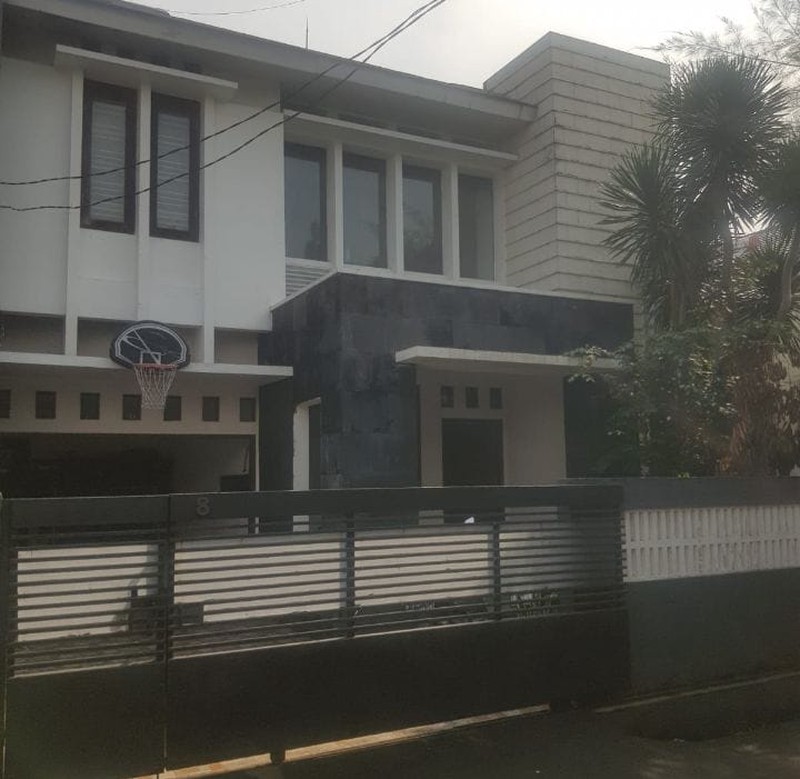 Rumah Bagus 2 Lantai di Batu Ampar Kramat Jati Lokasi dekat Mall PGC Cililitan