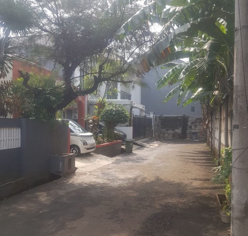 Rumah Bagus 2 Lantai di Batu Ampar Kramat Jati Lokasi dekat Mall PGC Cililitan