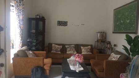Rumah Dalam Komplek Dijual di Pasar Minggu