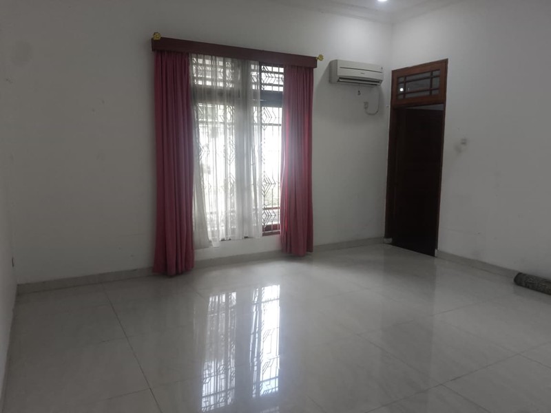 Dijual Cepat Rumah Lokasi Strategis Sangat Dekat Universitas Nasional (UNAS)