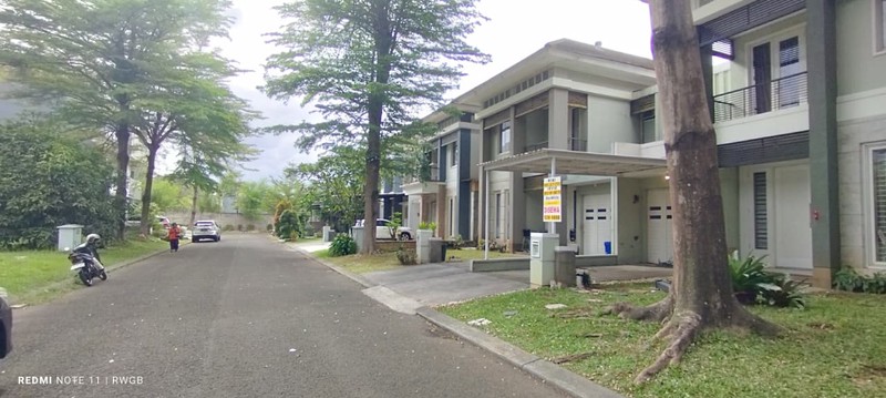 disewa rumah strategis nyaman asri kondisi baik siap huni Sutera Palma Alam Sutera Tangerang Selatan banten