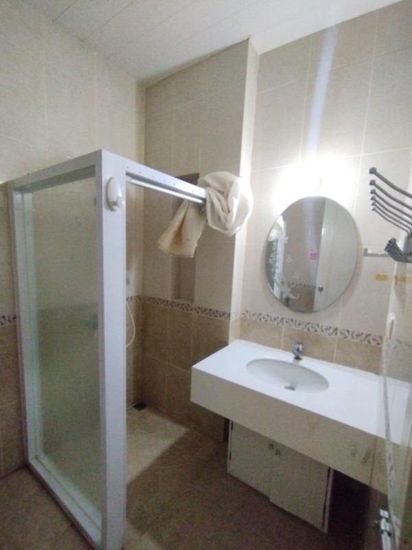 disewa rumah strategis nyaman asri kondisi baik siap huni Sutera Palma Alam Sutera Tangerang Selatan banten