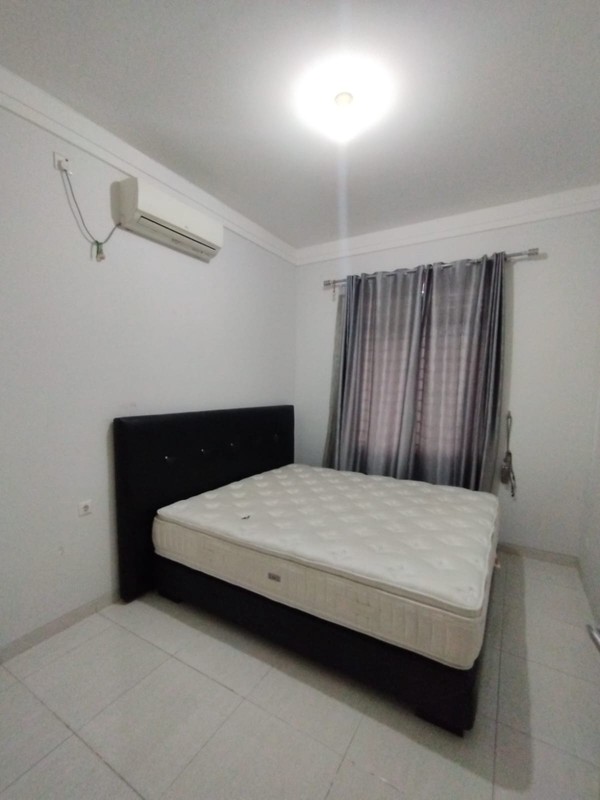 disewa rumah strategis nyaman asri kondisi baik siap huni Sutera Palma Alam Sutera Tangerang Selatan banten