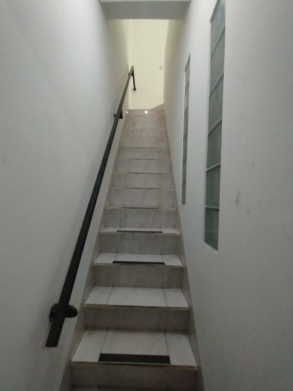 disewa rumah strategis nyaman asri kondisi baik siap huni Sutera Palma Alam Sutera Tangerang Selatan banten