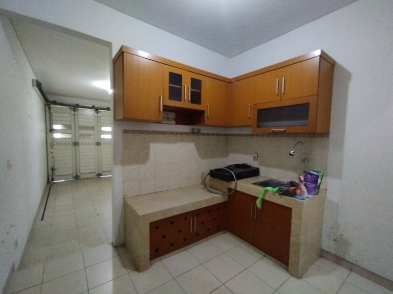 disewa rumah strategis nyaman asri kondisi baik siap huni Sutera Palma Alam Sutera Tangerang Selatan banten