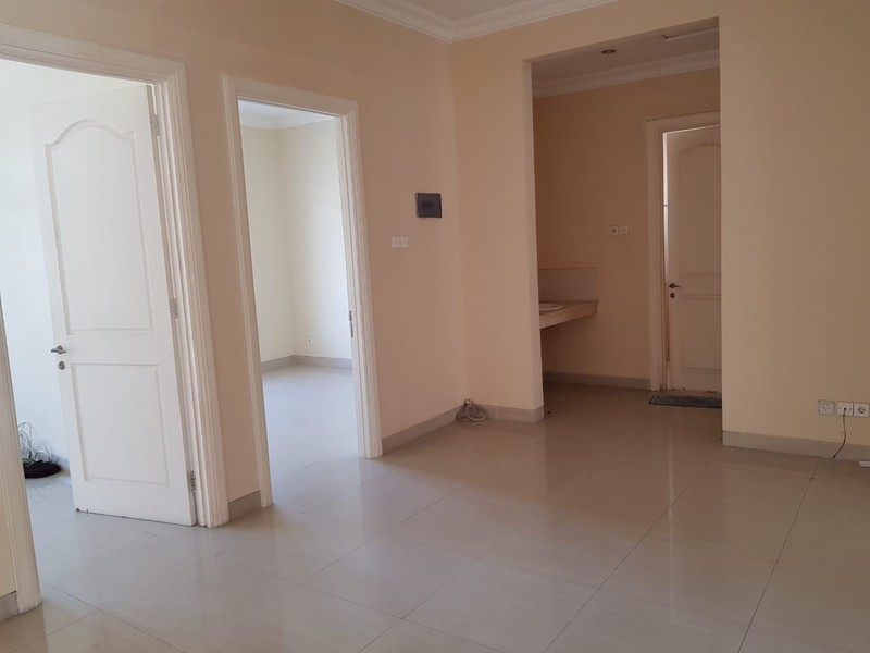 MURAH LUAS Dijual Rumah Wisata Bukit Mas 2 Luxemburg Surabaya Barat SPESIAL 4+1 Kamar Tidur Plus Garasi Carport 3 Mobil