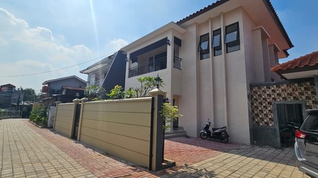Rumah 2 Lantai, Lokasi strategis siap huni di Jak sel