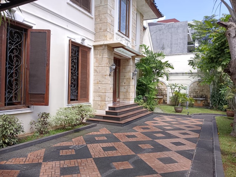 Rumah Mewah Dijual di Area Pancoran Jakarta Selatan, Lokasi Strategis