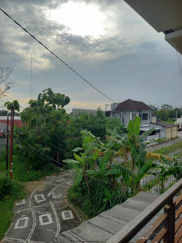 Disewakan Rumah 2 Lantai Semi Furnished Cocok untuk Hunian/Kantor di Jalan Gito Gati Ngaglik, Sleman