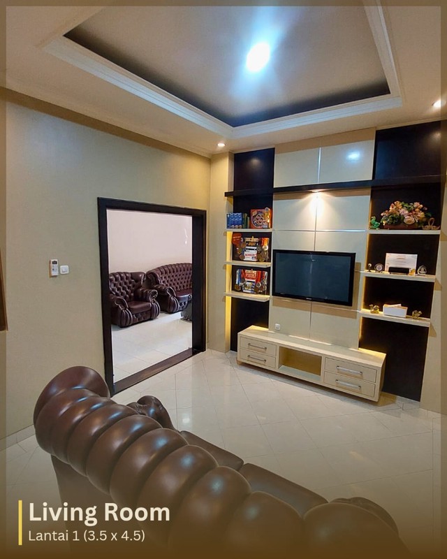 Dijual Rumah 2 Lantai Full Furnish Mewah di Perum Dekat Kampus AMIKOM 2, Ring Road Utara, Maguwoharjo, Depok, Sleman