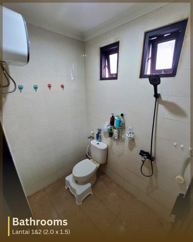 Dijual Rumah 2 Lantai Full Furnish Mewah di Perum Dekat Kampus AMIKOM 2, Ring Road Utara, Maguwoharjo, Depok, Sleman