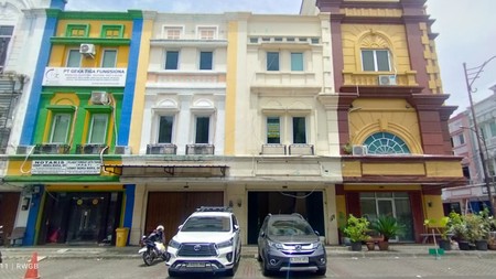 disewa ruko strategis siap huni ruko golden madrid 2 BSD City