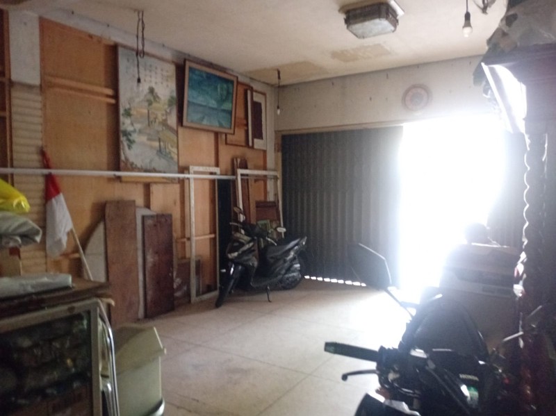 Dijual Rumah + Toko Strategis Dekat Alun-Alun Magelang, Cocok untuk Bisnis