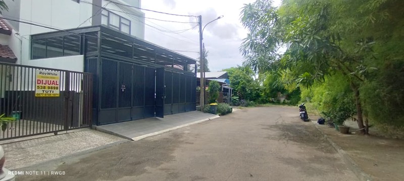 dijual rumah strategis bagus siap huni area regency melati mas