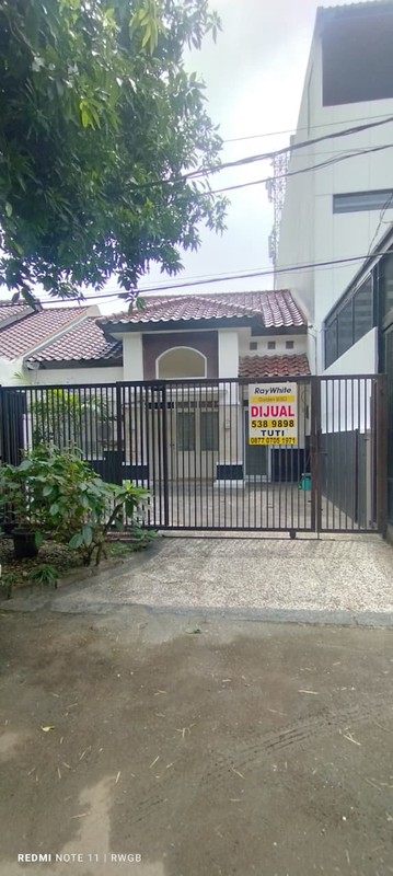 dijual rumah strategis bagus siap huni area regency melati mas