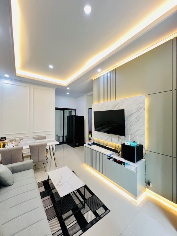 Rumah Baru 2 Setengah Lantai, Siap Huni Fully Furnished, Bebas Banjir di Cilandak Timur