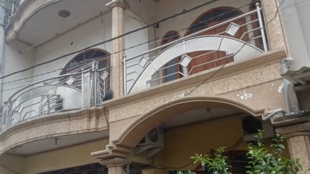 Rumah Dijual Dijalan Sidotopo Wetan Surabaya