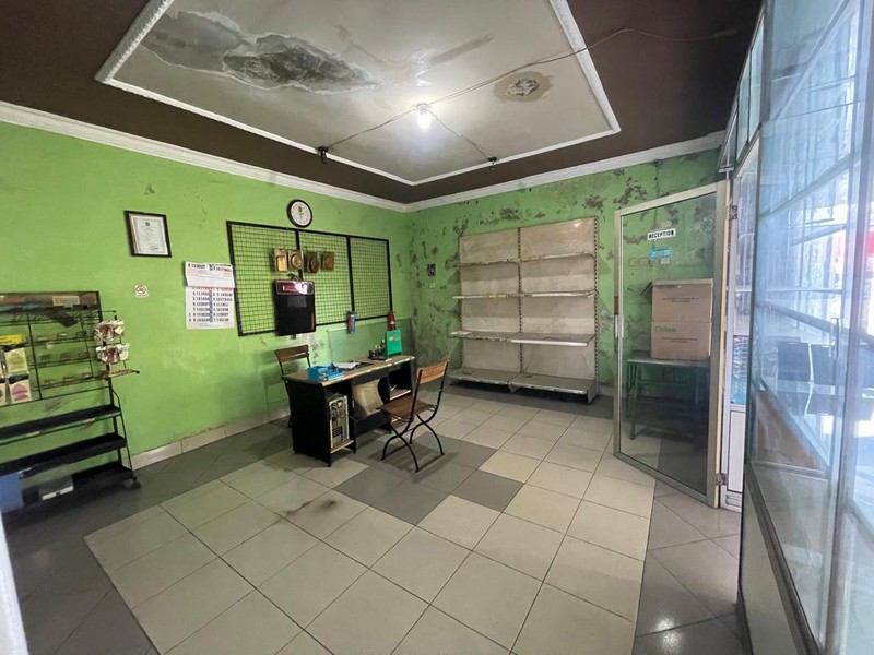 Disewakan Ruang Usaha 2 Lantai di Jl. Raya Tajem - Ideal untuk Bengkel/Car Wash