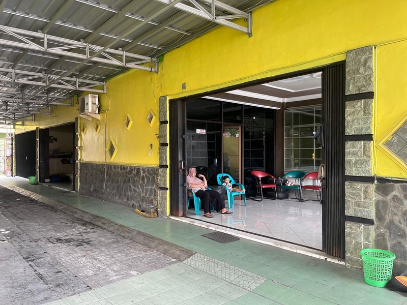 Disewakan Ruang Usaha 2 Lantai di Jl. Raya Tajem - Ideal untuk Bengkel/Car Wash