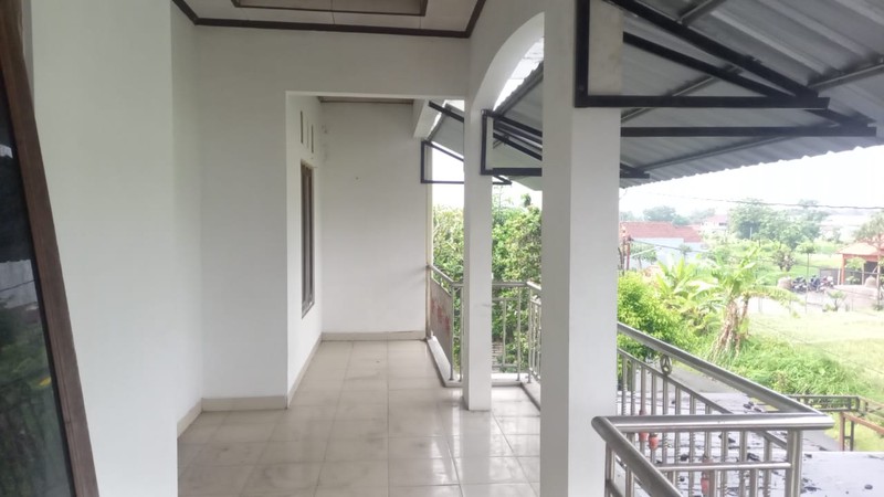 Disewakan Ruko 2 Lantai Cocok Untuk Kantor Dekat Transmart, Maguwoharjo, Depok, Sleman 