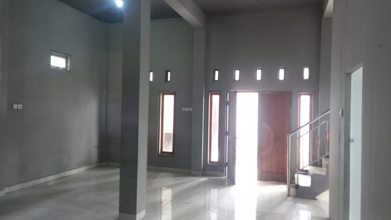 Disewakan Ruko 2 Lantai Cocok Untuk Kantor Dekat Transmart, Maguwoharjo, Depok, Sleman 