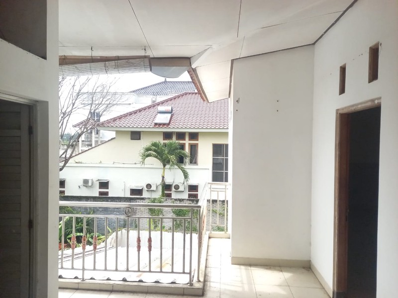 Disewakan Ruko 2 Lantai Cocok Untuk Kantor Dekat Transmart, Maguwoharjo, Depok, Sleman 