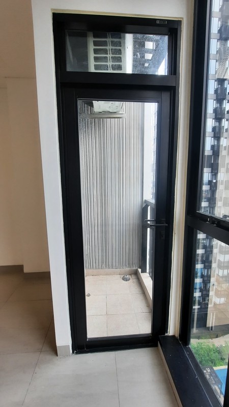 DISEWA APARTEMEN  BARU 1BR, POOL VIEW DI AREA FATMAWATI