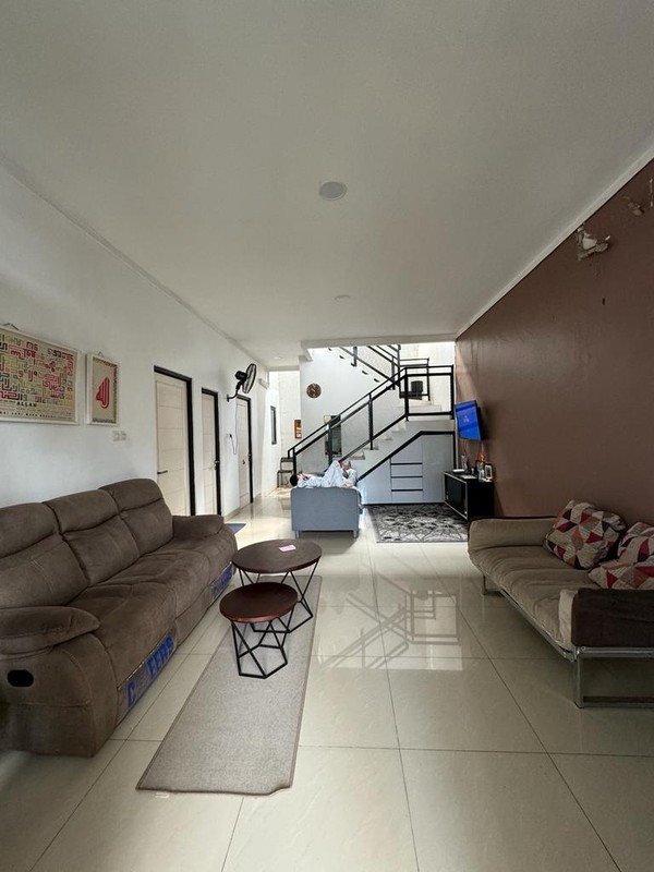 JUAL RUMAH NYAMAN di BINTARO