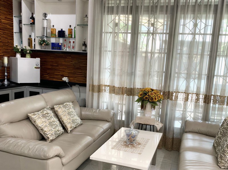 DIJUAL RUMAH MEWAH SIAP HUNI DI TAMAN ALFA INDAH JOGLO