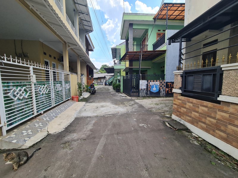 Rumah Tinggal 2 Lantai di Cipayung Jaktim