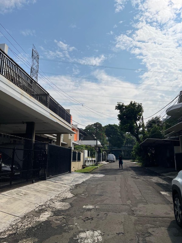 Rumah Bagus Di Mertilang Bintaro Jaya Sektor 9