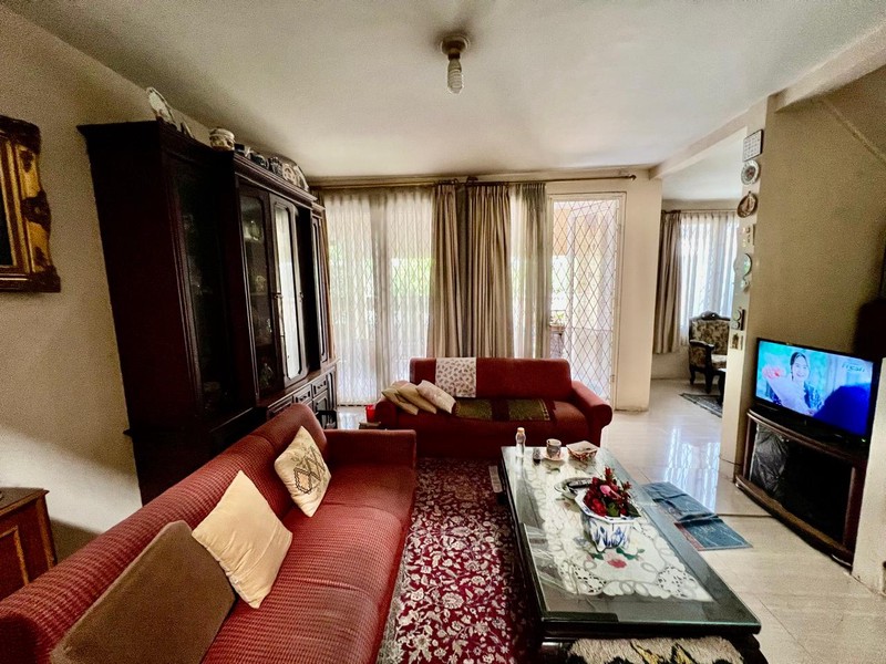 Rumah Bagus Di Mertilang Bintaro Jaya Sektor 9