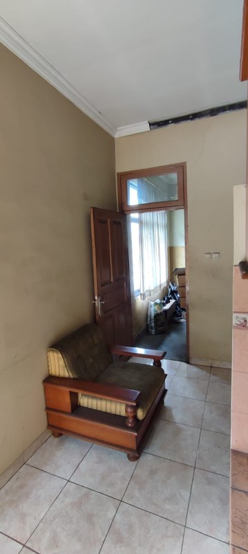 Ruko Siap Pakai Di Jl H Nawi Raya Kebayoran Jakarta Selatan