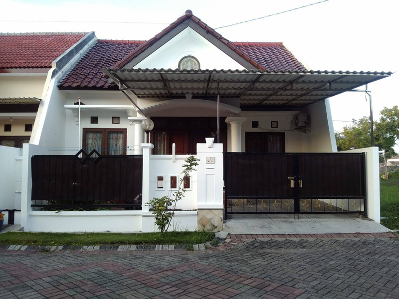 Dijual Rumah Graha Sampurna Indah, Wiyung, Surabaya Barat Lokasi strategis; bebas banjir; jalan 2 mobil; lingkungan rapi & fasilitas lengkap