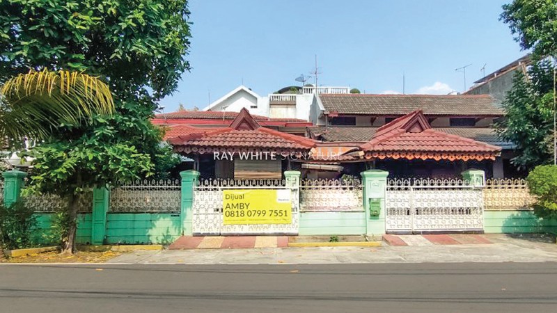 Rumah Hook 2 Kavling Strategis di Cempaka Putih Timur - Siap Huni!