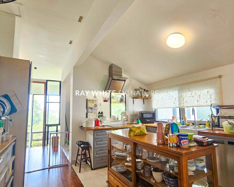 Rumah Baru Renovasi Siap Huni di Jl Saraswati Ujung, Cipete - Lokasi Strategis & Eksklusif!