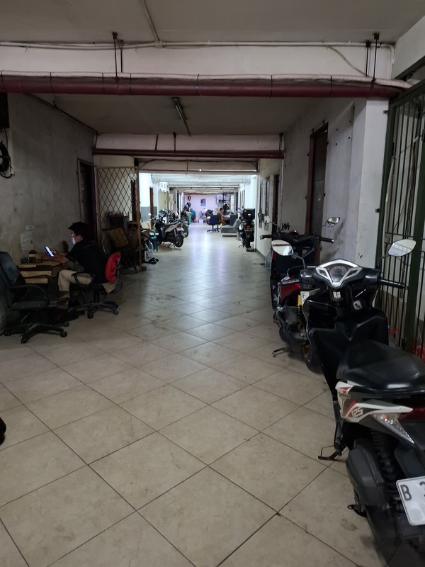 Dijual Cepat! Ruko 4 Lantai di Lokasi Emas Jatiwaringin Jakarta Timur