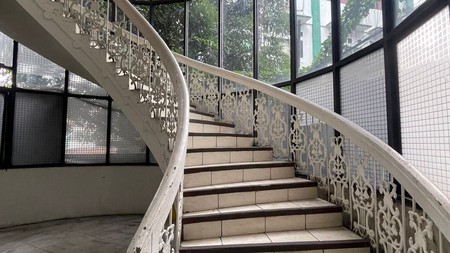 Mini Building Di Daerah Pejaten, Pasar Minggu, Jak-Sel