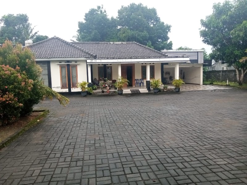 Peluang Investasi Rumah Dengan Tanah 1442 Meter Persegi di Area Strategis, Harga Terjangkau, margoagung, Seyegan, Sleman